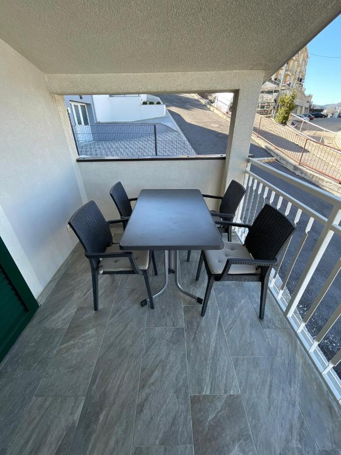 Apartments Holiday Gavric Trogir Phòng bức ảnh